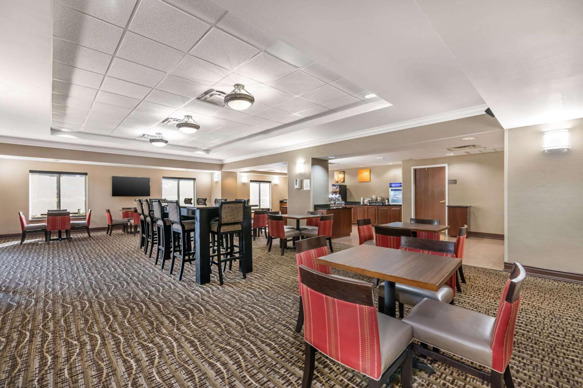 Comfort Suites Ocala North Buitenkant foto