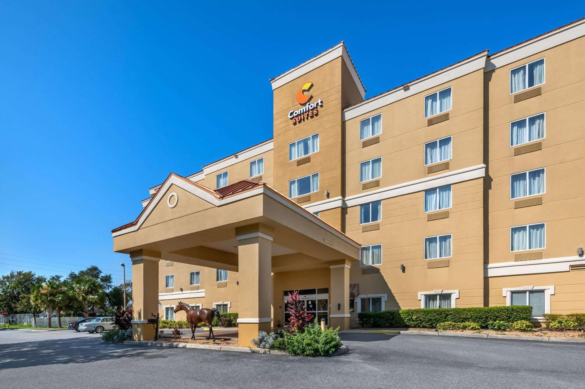 Comfort Suites Ocala North Buitenkant foto