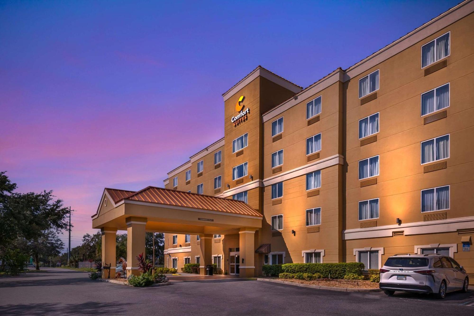 Comfort Suites Ocala North Buitenkant foto